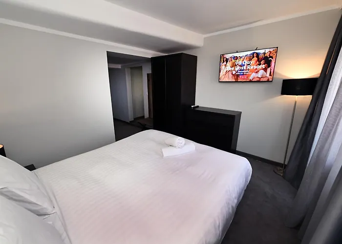 Alexandar Square Apartments